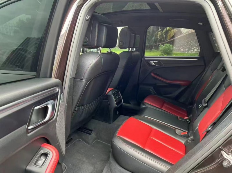 深圳18年保时捷Macan4