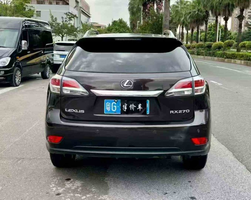 江门14年雷克萨斯RX9