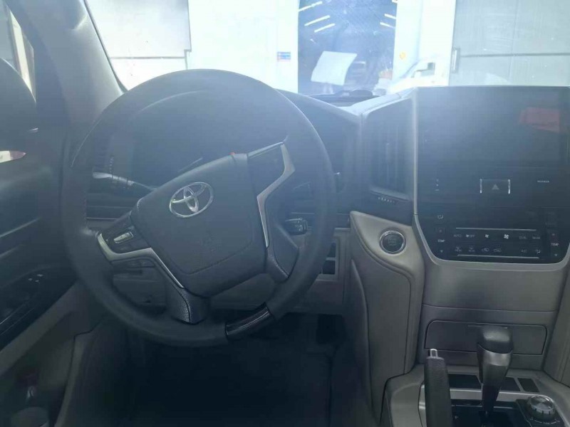 郑州19年丰田兰德酷路泽3