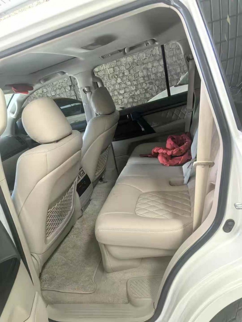 郑州19年丰田兰德酷路泽7