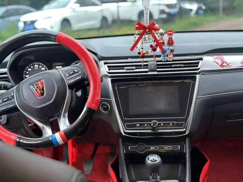 金华19年荣威i56