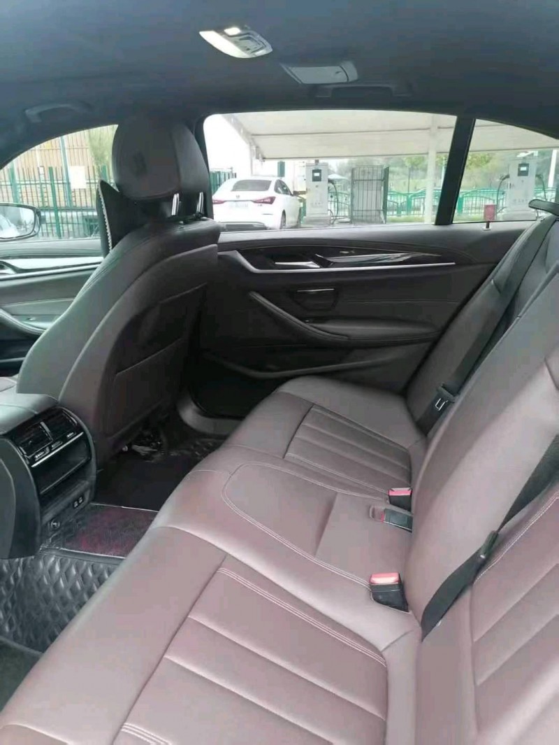 金华20年宝马5系6