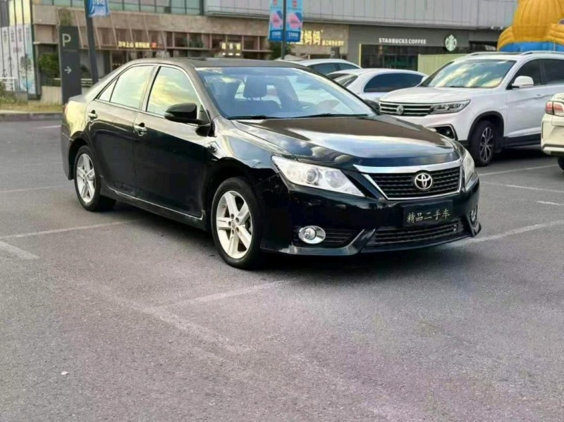 金华14年丰田凯美瑞1