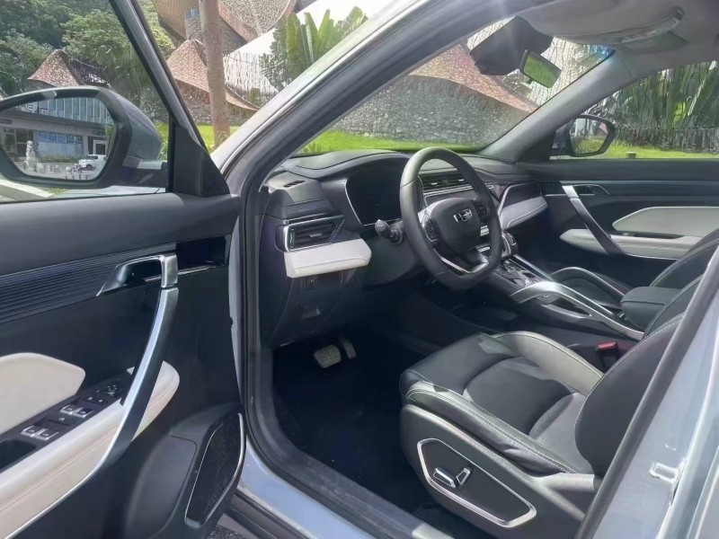 深圳22年吉利博越6