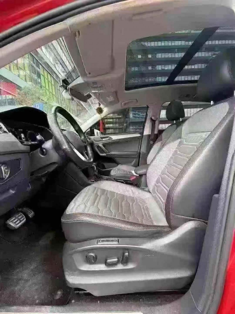 东莞21年大众途观6