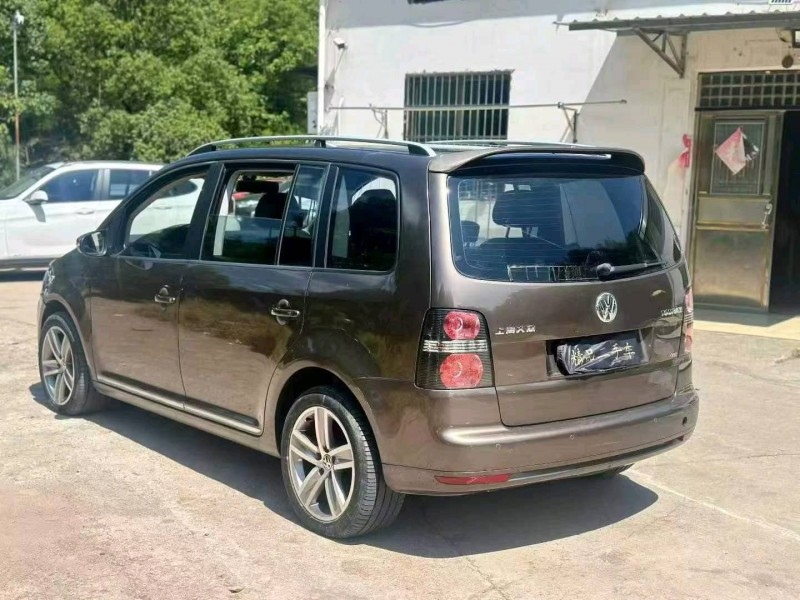 金华14年大众途安2