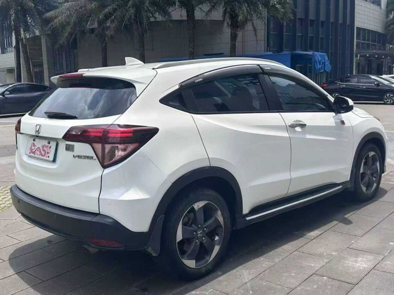 汕头17年本田缤智7