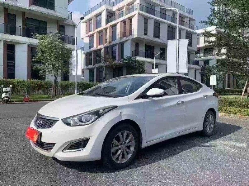 珠海17年现代朗动3