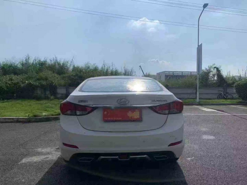 珠海17年现代朗动9