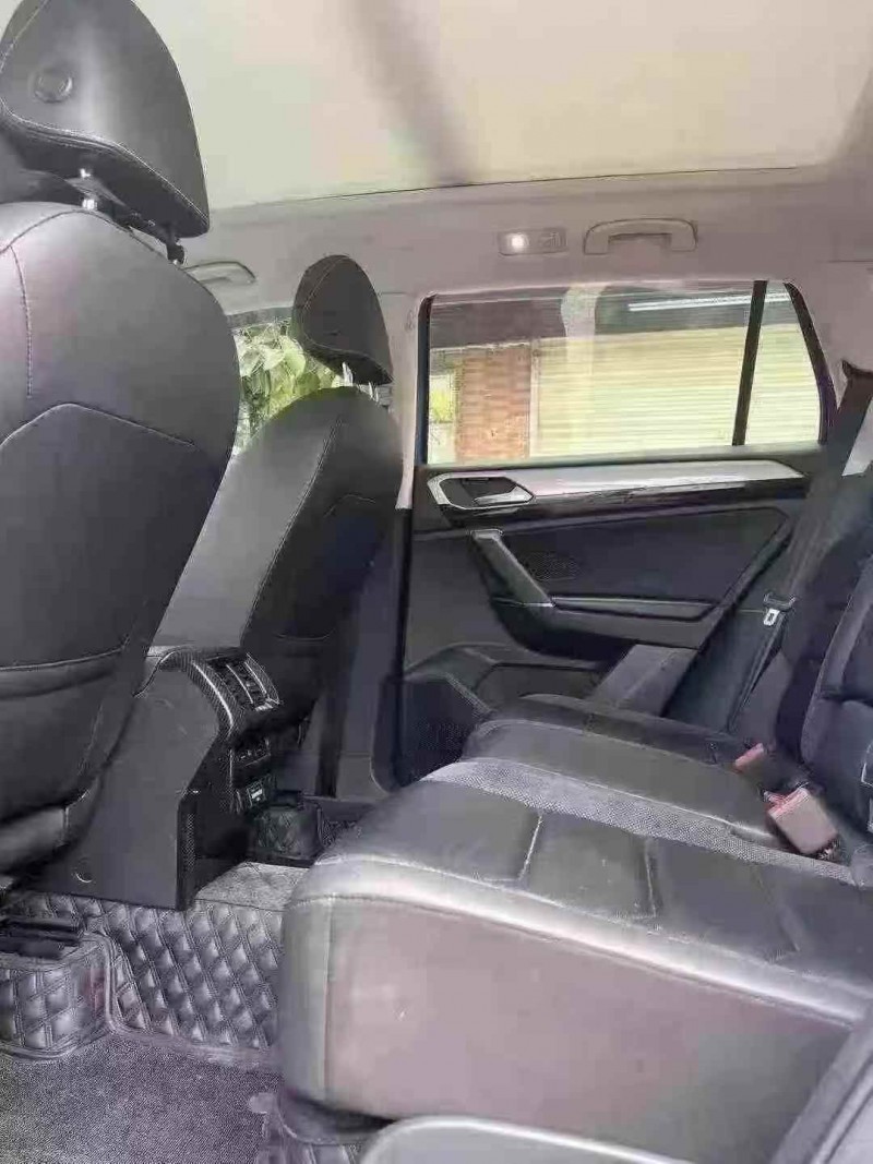 东莞19年大众探岳6