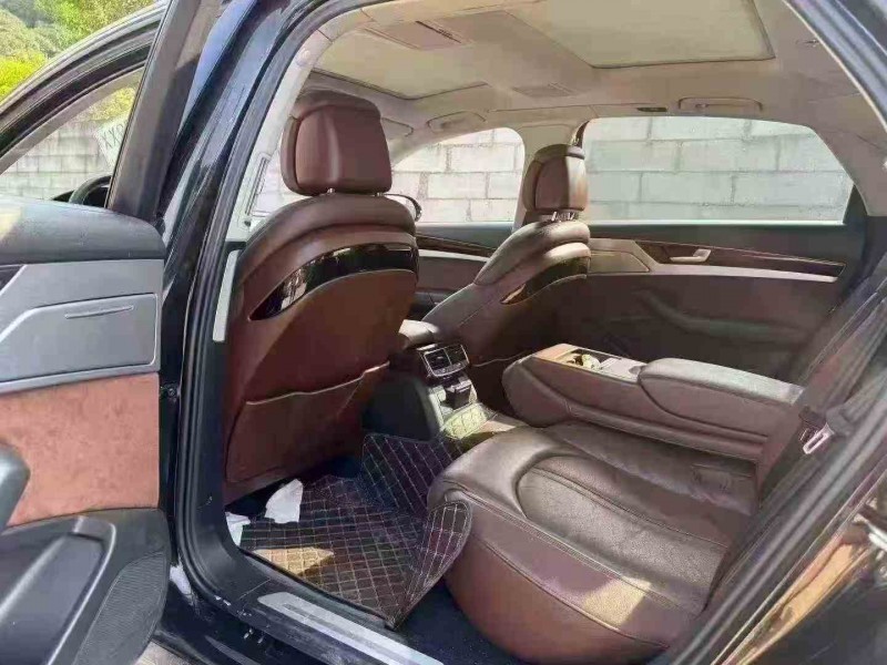 江门13年奥迪A8L5