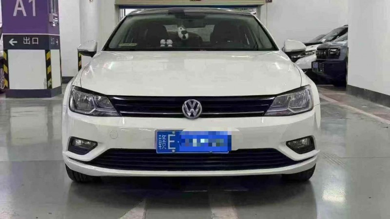 东莞16年大众凌渡1