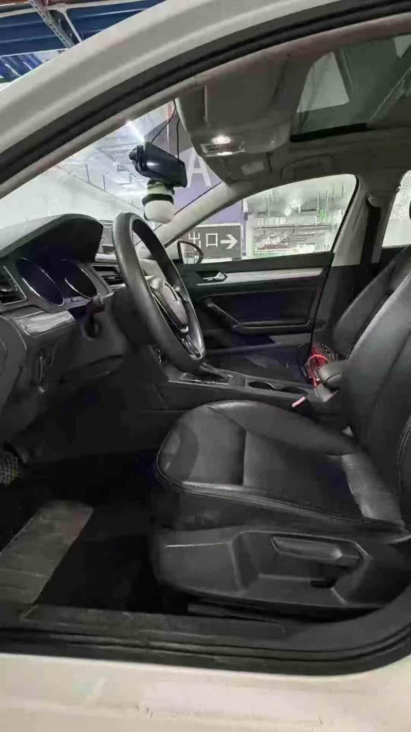 东莞16年大众凌渡6