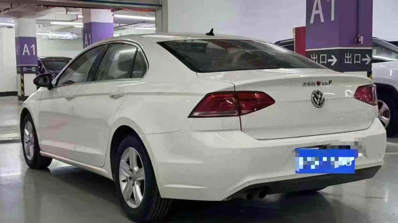 东莞16年大众凌渡8