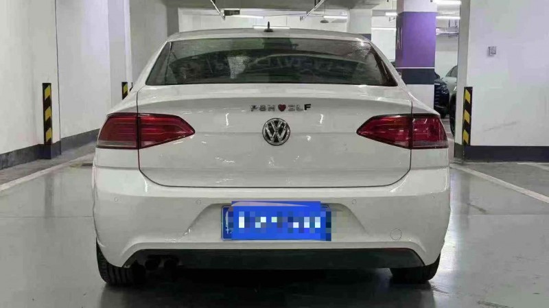 东莞16年大众凌渡9