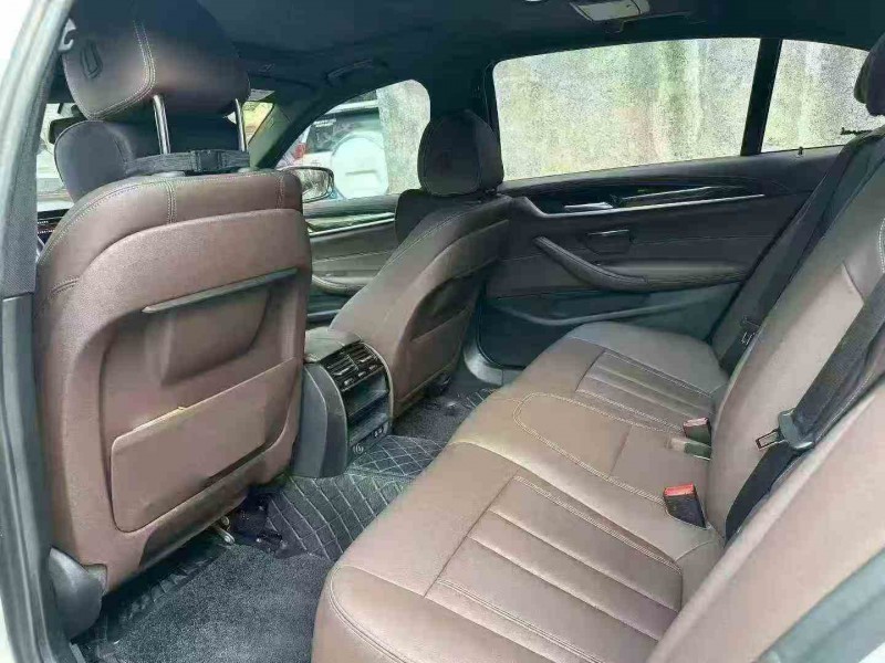 常德20年宝马5系6