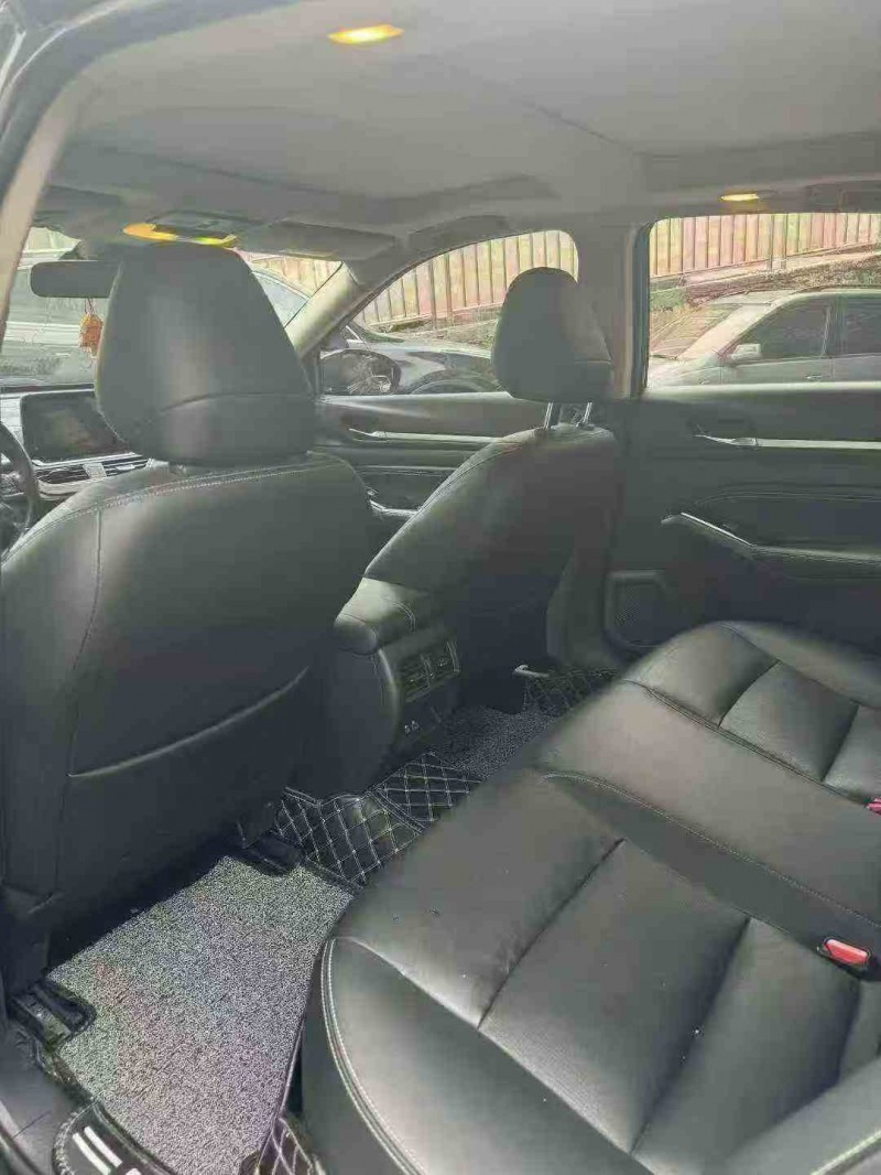 邵阳22年日产天籁5