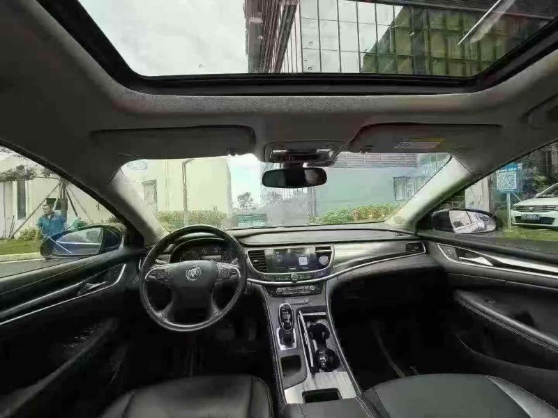 东莞21年别克君越4