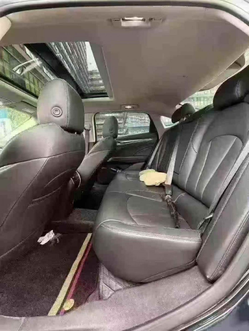 东莞21年别克君越5