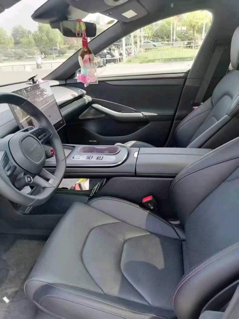 金华24年小米SU75