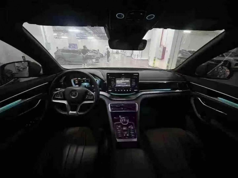 东莞21年比亚迪宋6