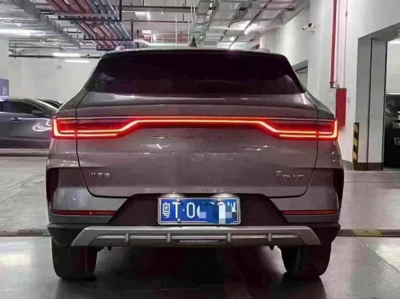 东莞21年比亚迪宋9