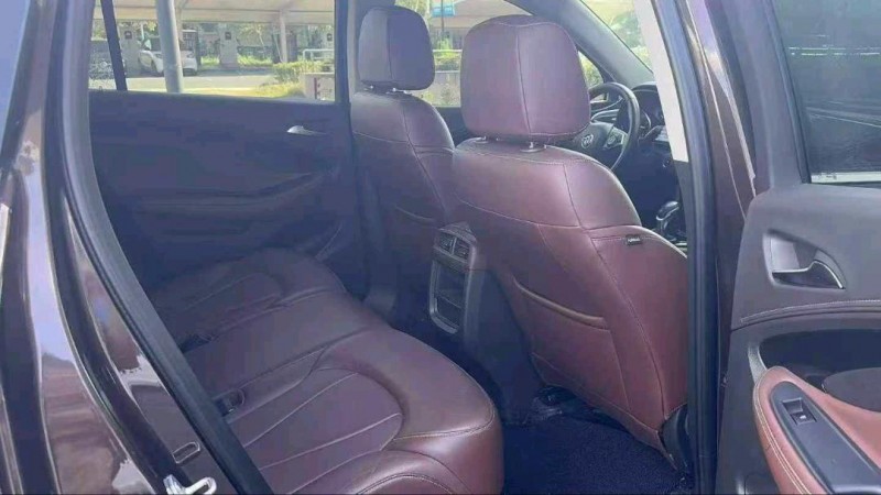 金华21年别克昂科威6