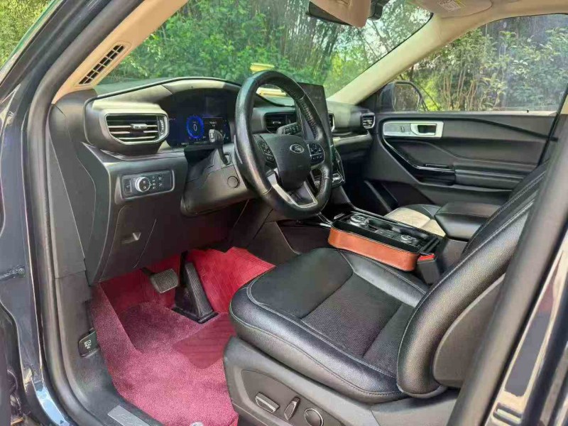 佛山21年福特探险者5