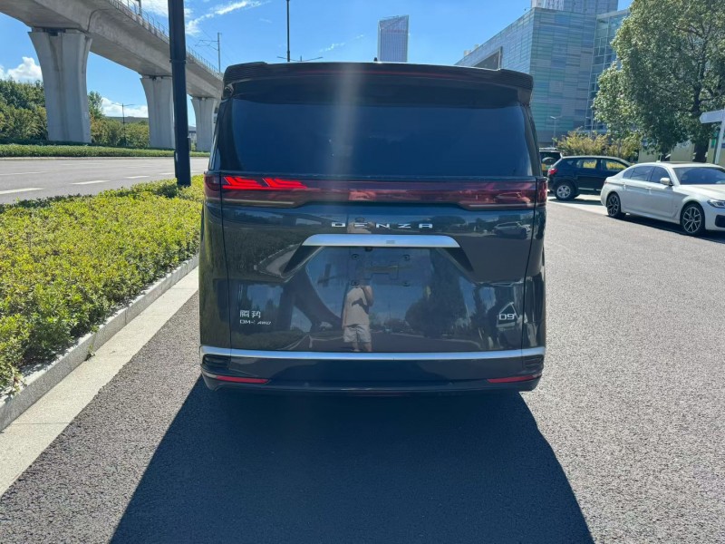 台州23年腾势D98