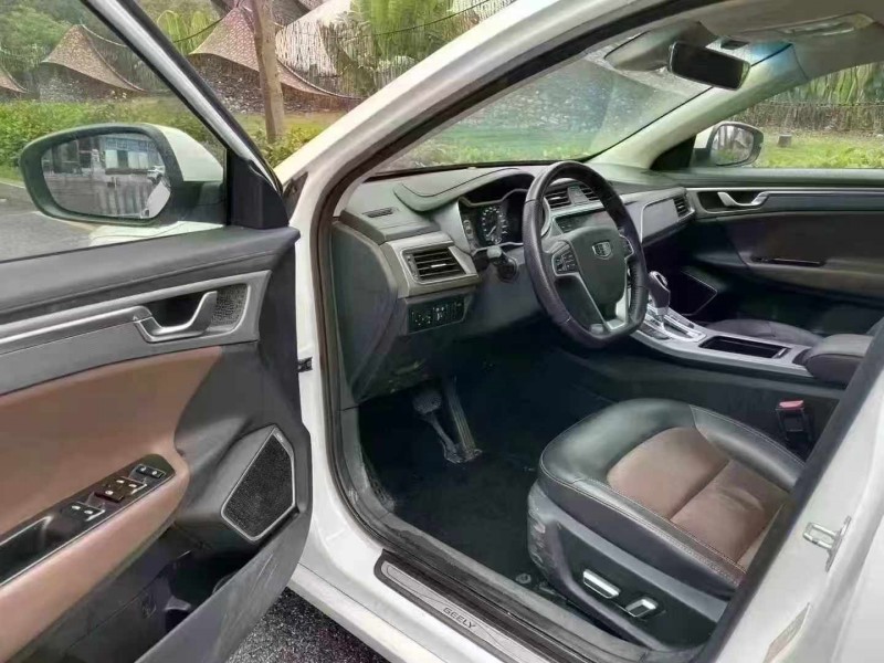 深圳19年吉利帝豪4