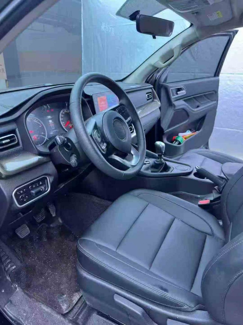 深圳25年长城汽车炮 皮卡8