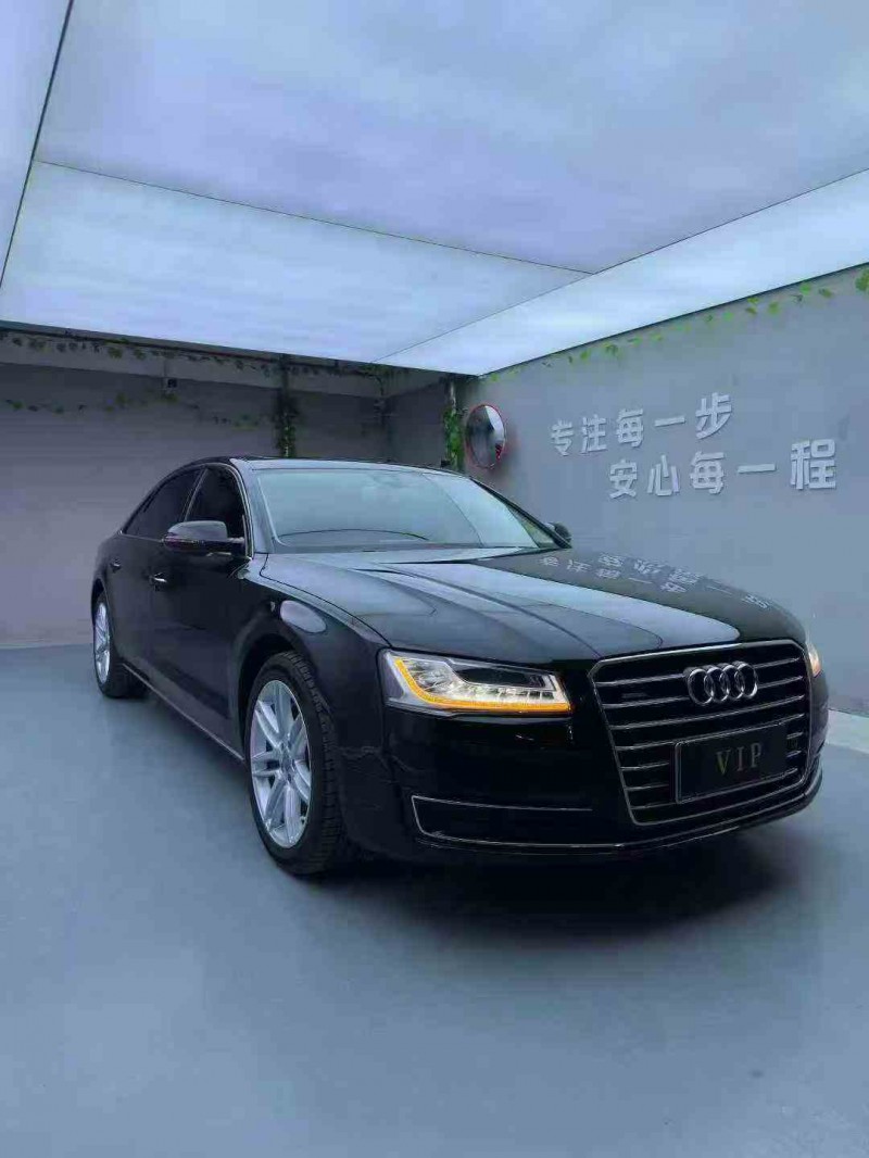 深圳17年奥迪A8L2