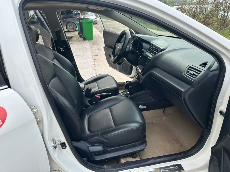 徐州13年起亚K28