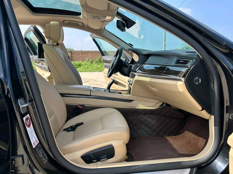 衡水13年宝马7系7