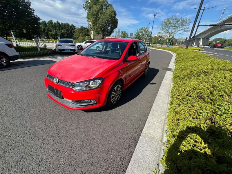 台州17年大众polo8
