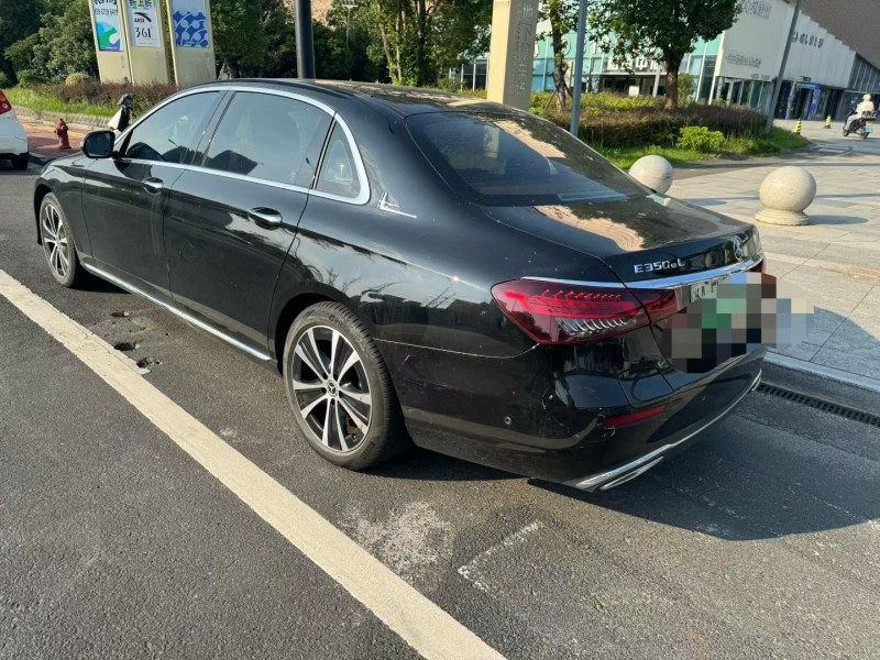 台州23年奔驰E8