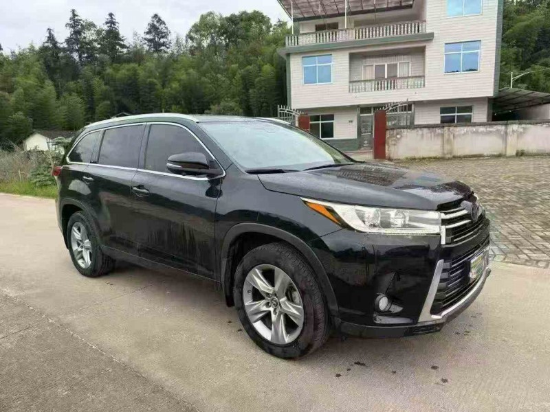 龙岩19年丰田汉兰达3