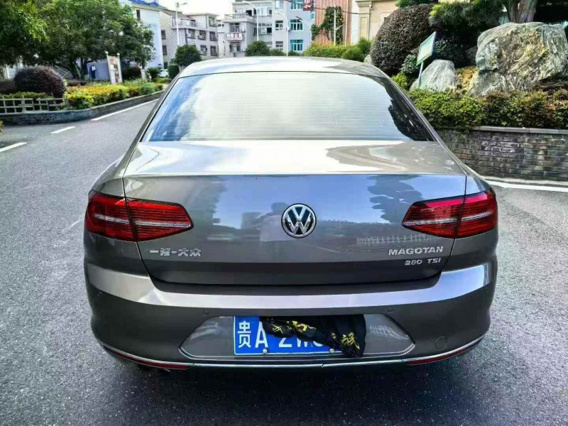 金华19年大众迈腾9