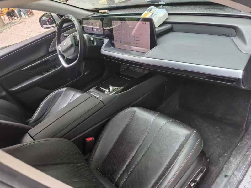 鄂州21年小鹏汽车p76