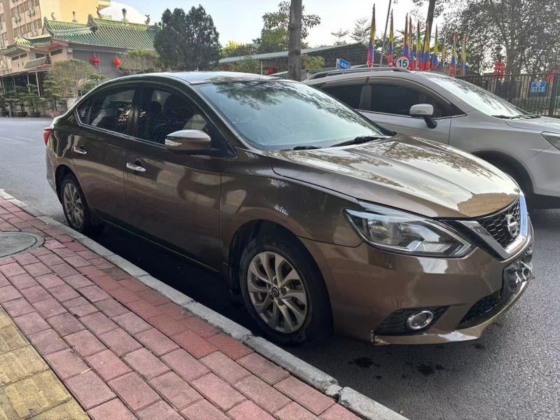 佛山16年日产轩逸2