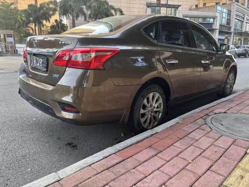 佛山16年日产轩逸7