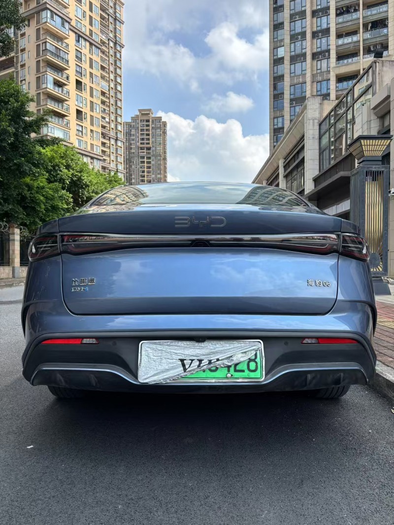 佛山25年比亚迪海豹6