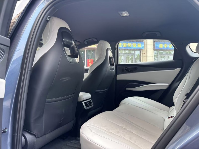 佛山25年比亚迪海豹7