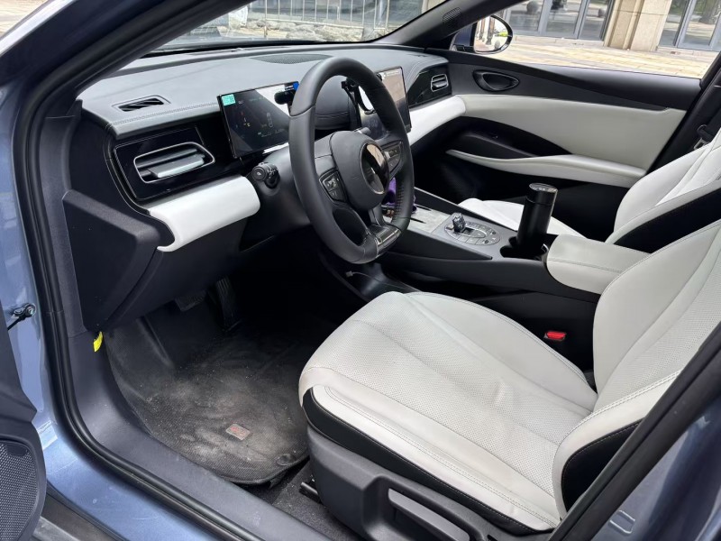 佛山25年比亚迪海豹8