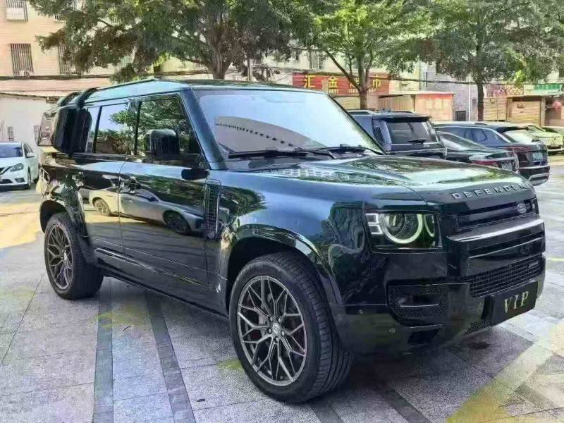 莆田23年路虎卫士2