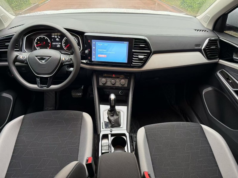 聊城25年大众捷达8