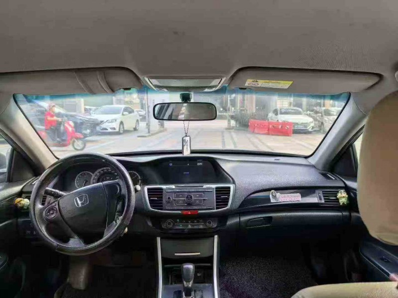 三明17年本田雅阁4