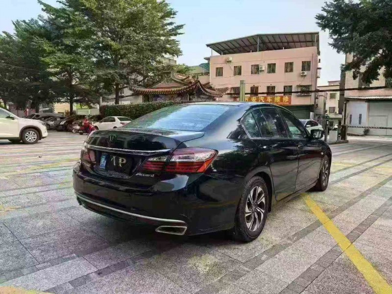 三明17年本田雅阁7