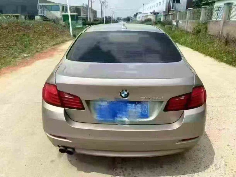 苏州15年宝马5系8