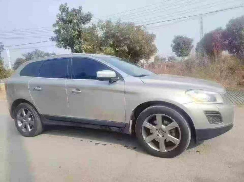 苏州13年沃尔沃XC602